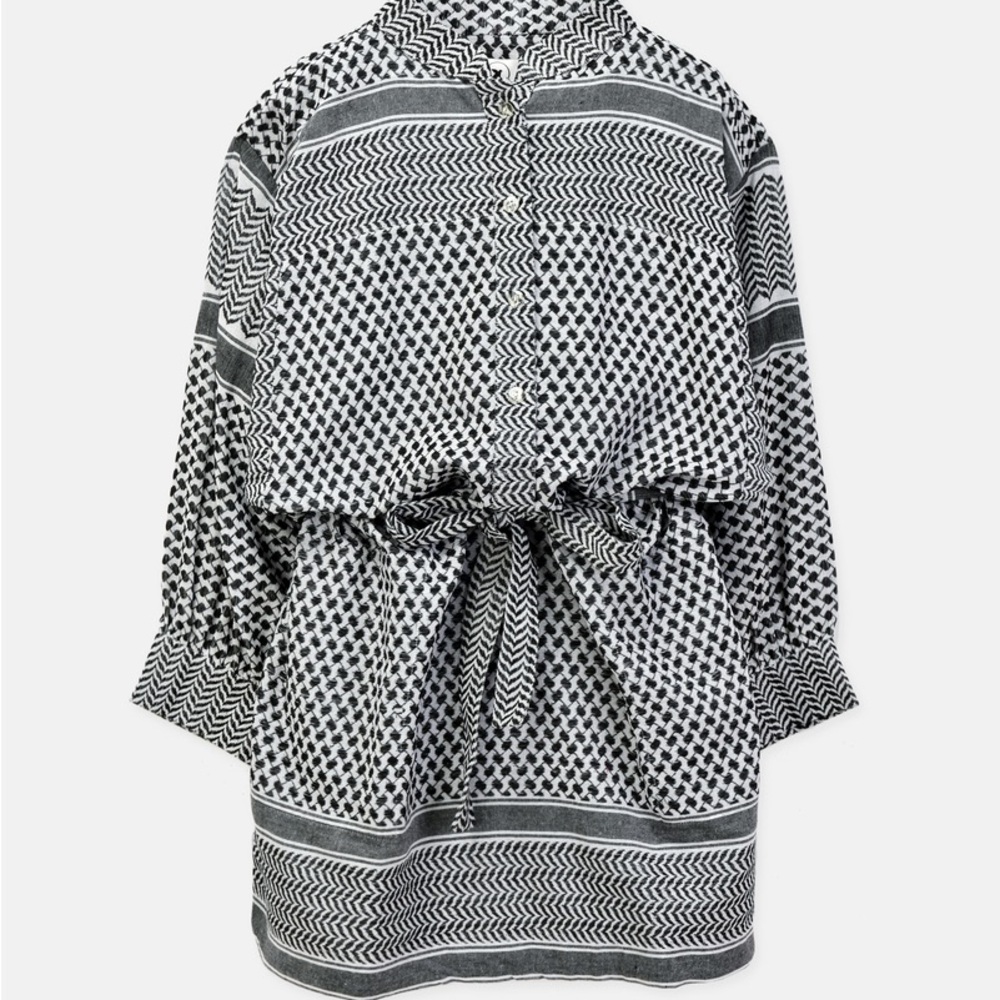 Elegant Black and White Patterned Dress